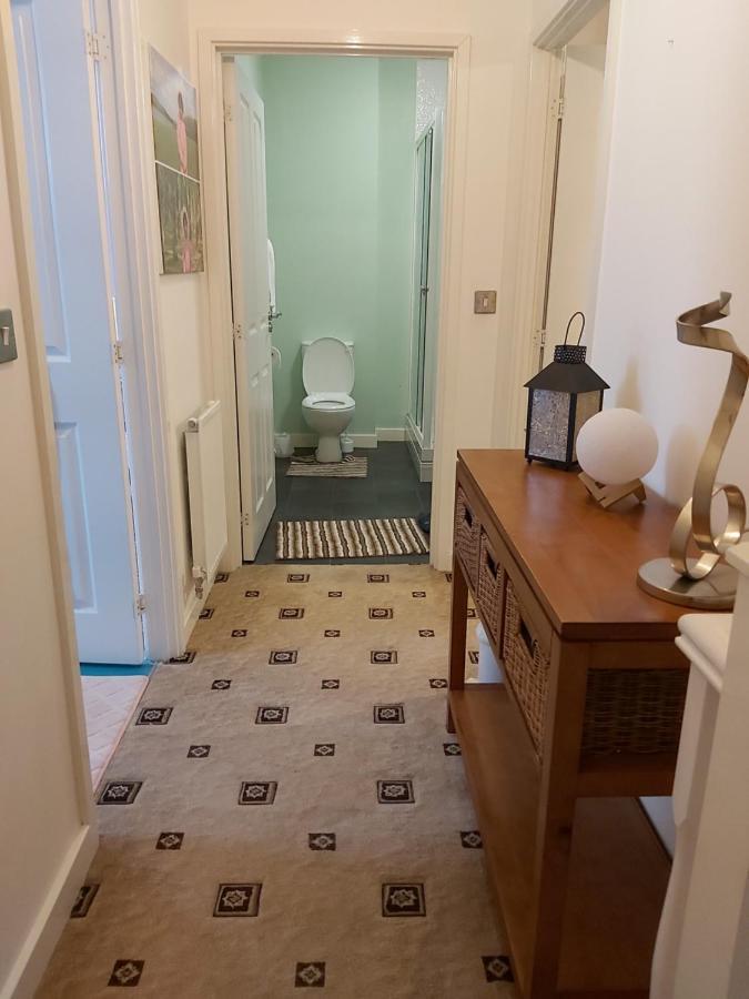 Sheffield City Centre , Free Wifi & Parking - Private Room - Shared House Eksteriør bilde